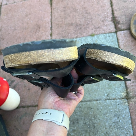 Practically new Birkenstocks - Picture 6 of 8